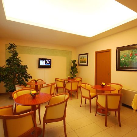 Hotel Gala Pesaro Ngoại thất bức ảnh