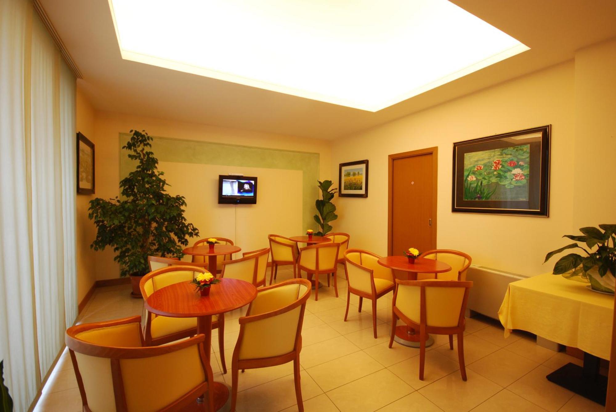 Hotel Gala Pesaro Ngoại thất bức ảnh